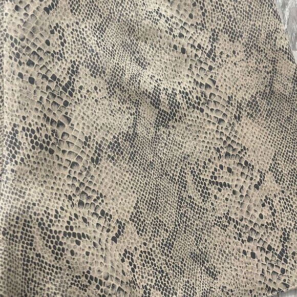 Zara Basic Faux Suede Snake Print Skort Large Asymmetrical Front Mini Skirt - Picture 9 of 10